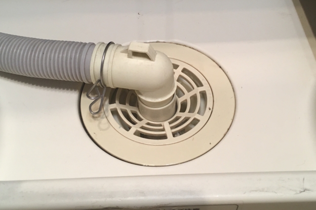 洗濯機の排水口