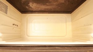 電子レンジ内の水垢
