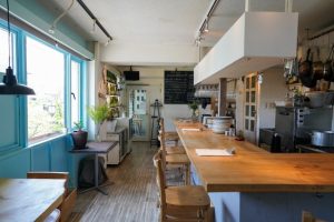 個人経営のカフェ
