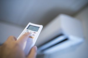 エアコンを22℃設定
