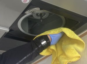 換気扇のふきあげ 